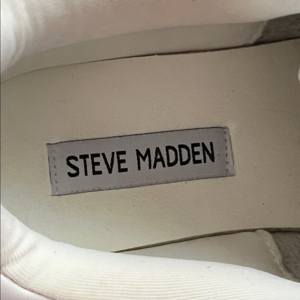 Steve Madden Classic White Lace-Up Sneakers 7.5 - Picture 3 of 6
